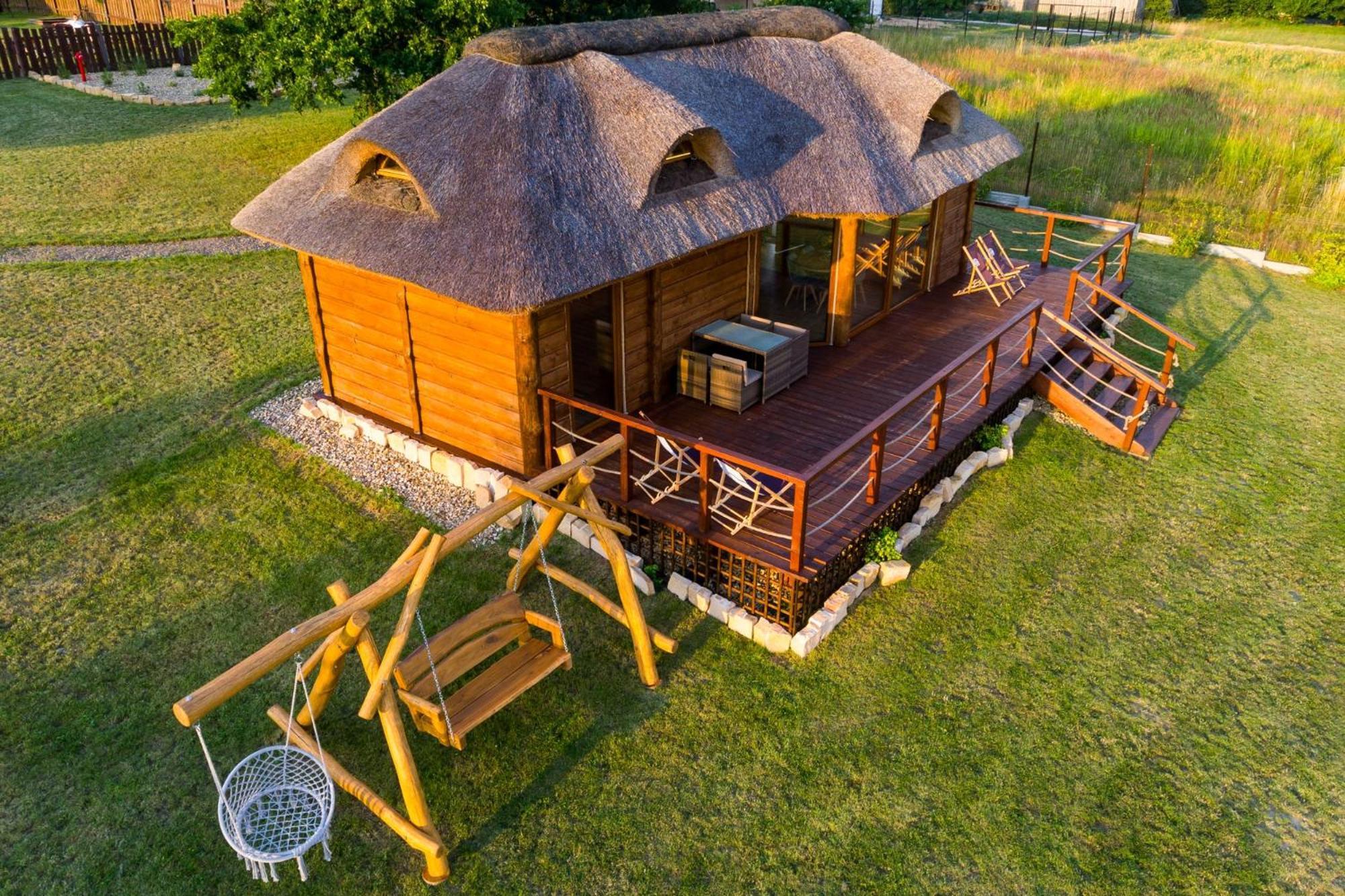 Dreamland Villa Bodzentyn Exterior photo